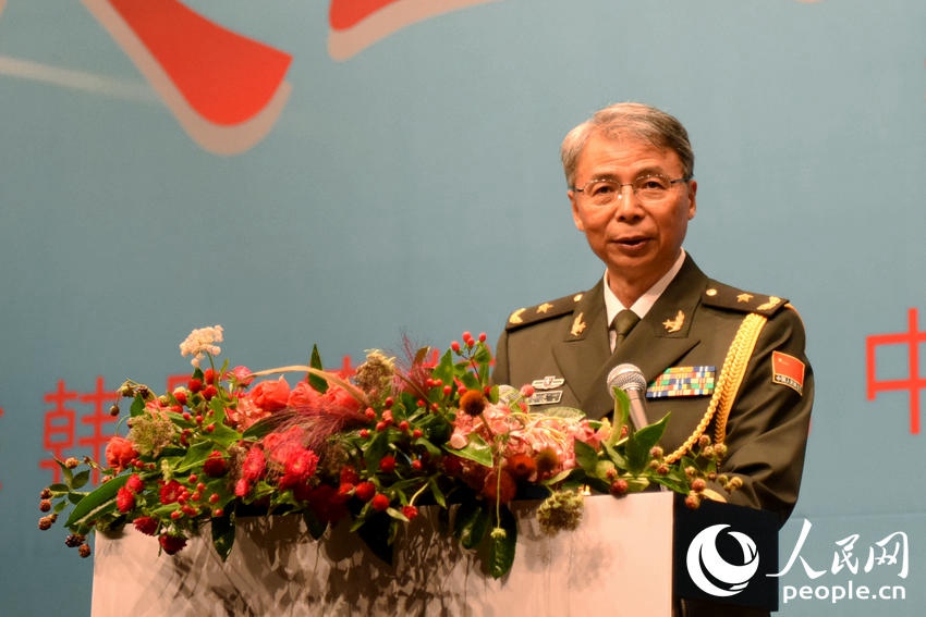 中国驻韩使馆国防武官杜农一致辞。刘茜摄