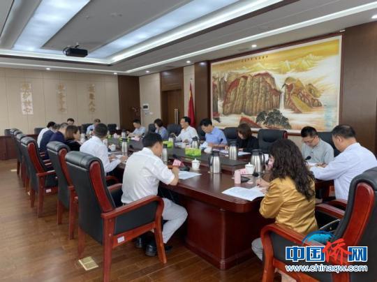 中国侨网欧美同学会（中国留学人员联谊会）专题调研组来川调研。（四川欧美同学会供图）　四川欧美同学会供图